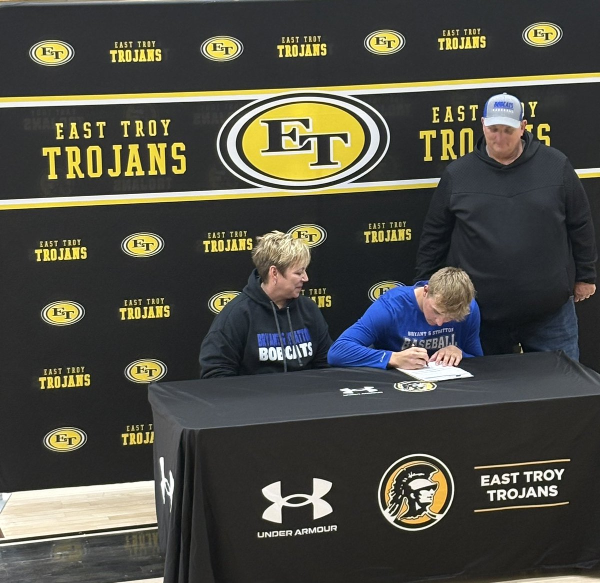 East Troy Trojans Boys Basketball (@easttroybb) on Twitter photo Congrats to <a href="/LingfordSeth/">Seth Lingford</a> as he continues his athletic career playing college baseball at <a href="/BSCBaseballWI/">Bryant & Stratton WI Baseball</a>. Weโre so proud of you and canโt wait to watch all your future accomplishments! Congrats to <a href="/LingfordSeth/">Seth Lingford</a> as he continues his athletic career playing college baseball at <a href="/BSCBaseballWI/">Bryant & Stratton WI Baseball</a>. Weโre so proud of you and canโt wait to watch all your future accomplishments!