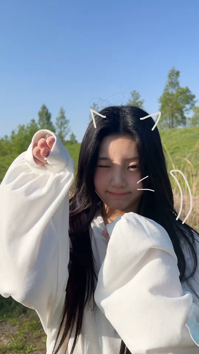 WONHEE. tweet media
