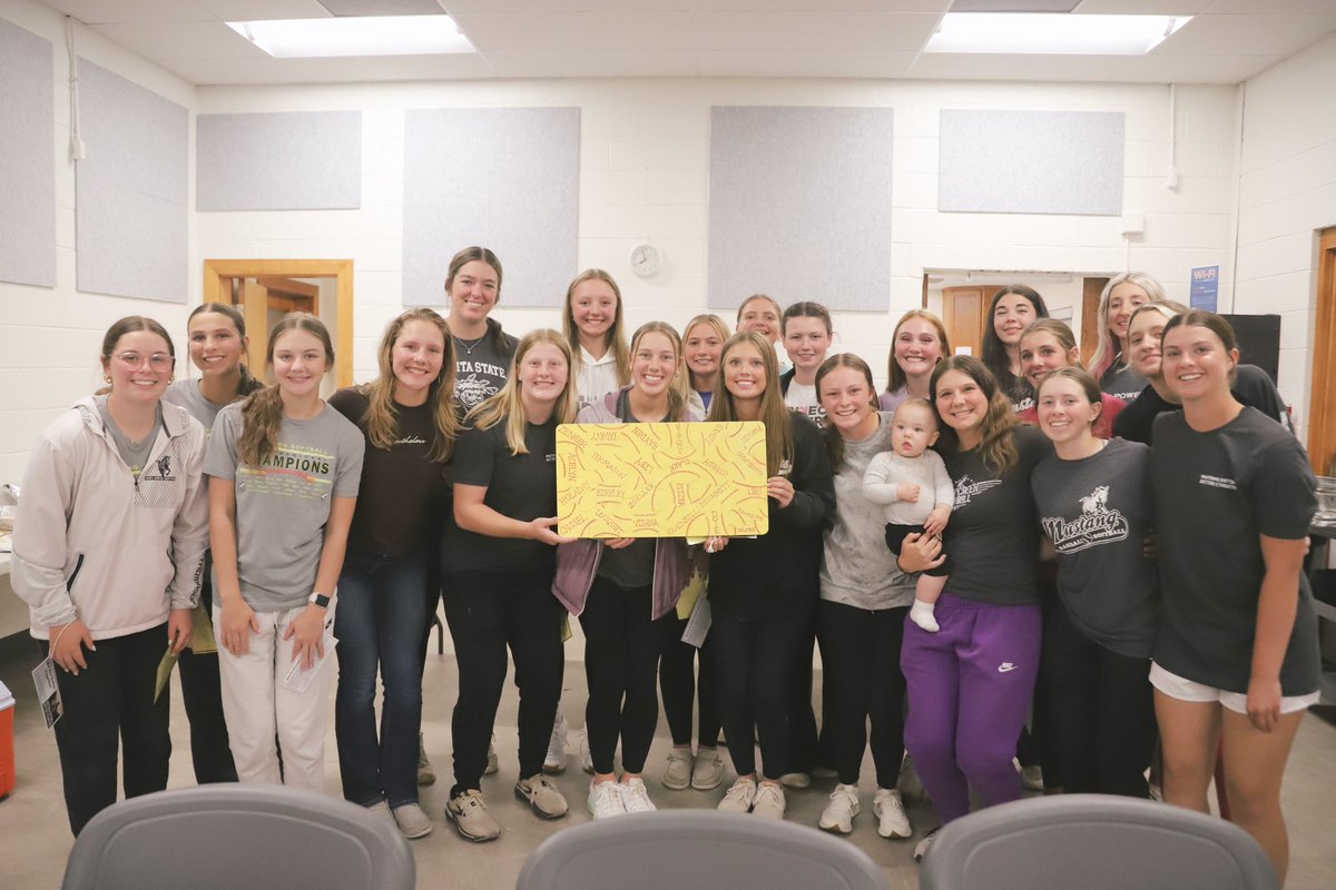 What started in early March for our season is at the pinnacle right where we want to be-4A state softball. Fun night to finish our last practice and fun family, teammate time. #team29 #betterTogether 🥎🤍🖤 lots of 💕