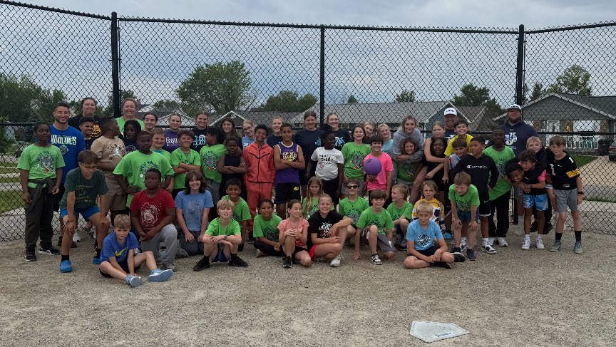J-HAWK SOFTBALL tweet media