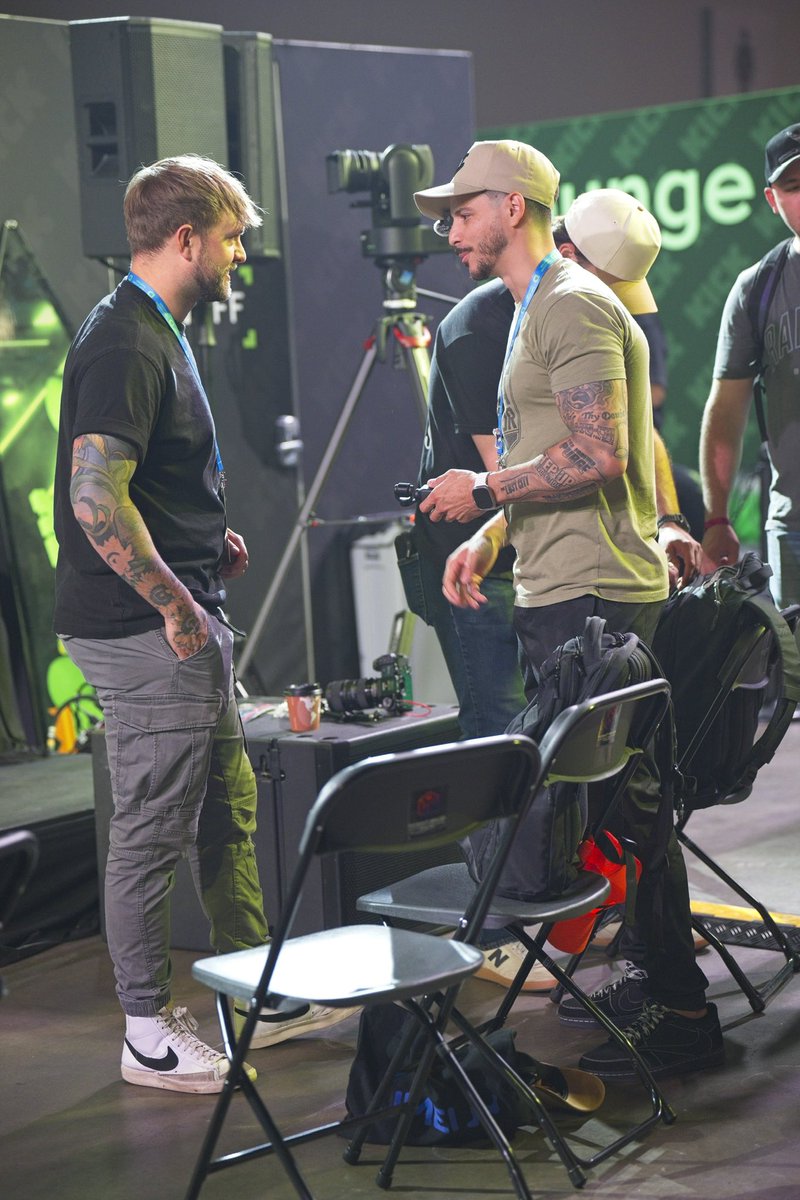 Few photos from <a href="/DreamHackNA/">DreamHack North America</a> Dallas! Incredible time with some incredible people. Feeling more inspired then ever. <a href="/GriffSavageInc/">Griff Savage</a> <a href="/MeganBudway/">Megan Budway</a> <a href="/Svntvmvriv/">Santamaria</a> <a href="/dbldtydadx13/">HSTX DBLduty</a> &amp; Zach 

📸: <a href="/CapturedByCalT/">CalTran</a>