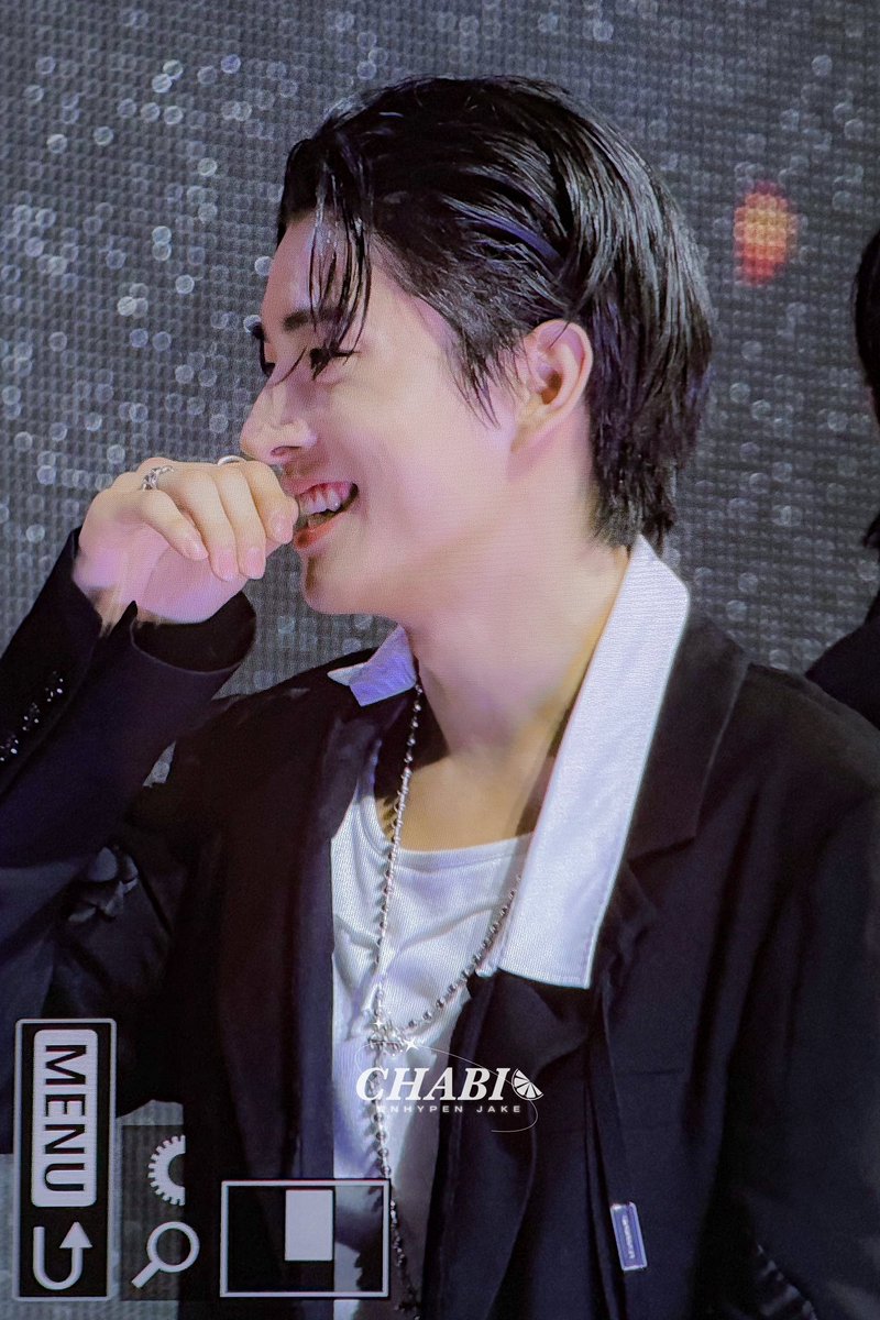 smilesofjake's tweet photo. when he’s smiling like this >>>>
#enhypen_jake #jake https://t.co/muZG4Gm9Yj