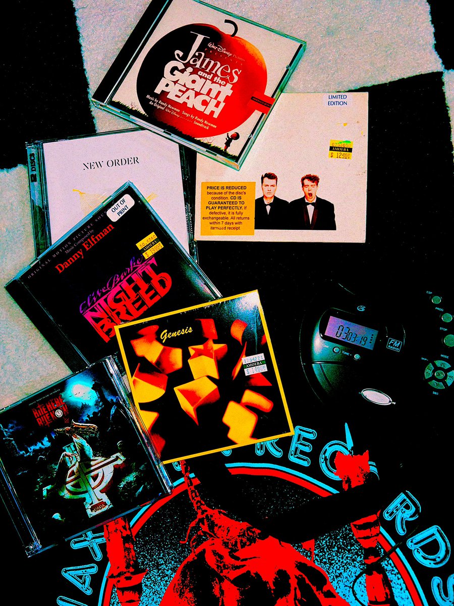 so i pivoted to cds because i wanted specific albums. here be the haul and new cd player !