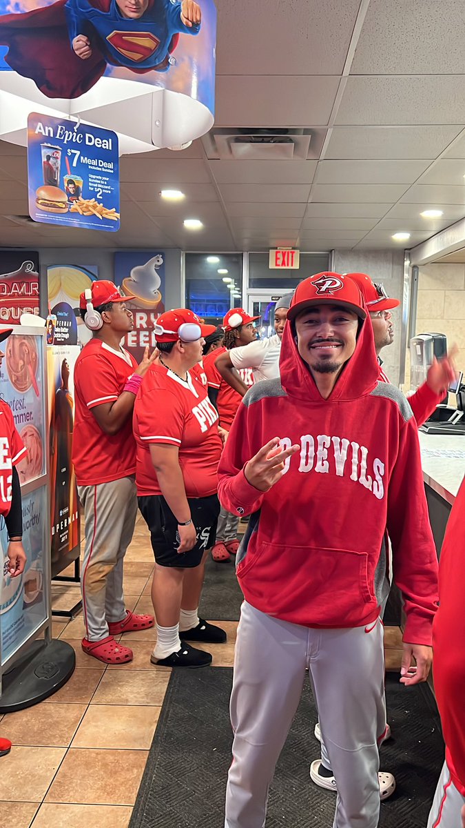 Red Devils Baseball tweet media