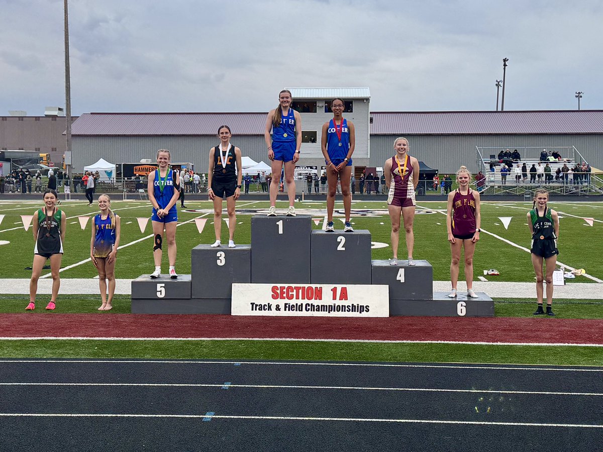🚨🚨🚨School record alert! 
At Sections yesterday, Autumn Rakosnik placed 3rd in the 3200 with a time of 11:19.88