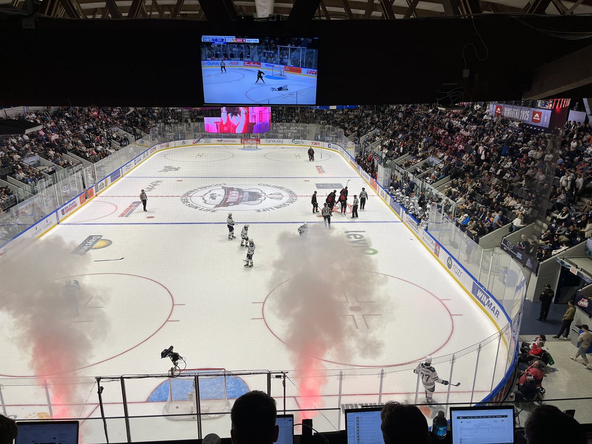Mike Stubbs (@stubbs980) on Twitter photo The <a href="/LondonKnights/">London Knights</a> will face the Moncton Wildcats in the 2025 Memorial Cup semi-final on Friday night.
Moncton knocked off and knocked out the host Rimouski Oceanic with a 6-2 victory to close the round-robin. The <a href="/LondonKnights/">London Knights</a> will face the Moncton Wildcats in the 2025 Memorial Cup semi-final on Friday night.
Moncton knocked off and knocked out the host Rimouski Oceanic with a 6-2 victory to close the round-robin.