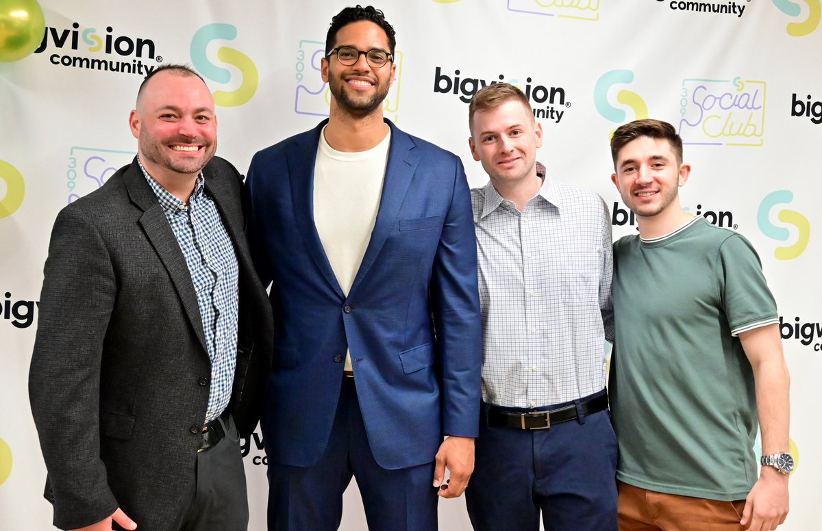 StephenElmore3's tweet photo. Recently attended the grand opening of @bigvision_nyc’s 309 Social Club. As a board member, I’m inspired by the team’s passion and what this space means for youth, teens &amp; young adults in recovery, a place for connection, community &amp; growth in a substance-free environment. https://t.co/rliSXEv19w