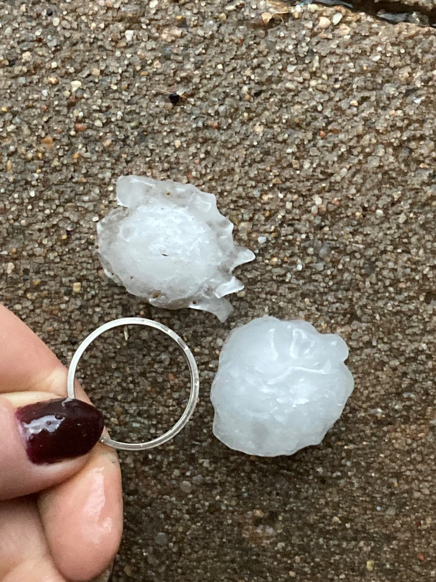 ryanrachaelj's tweet photo. @NWSAmarillo Hail in Darrouzett and north of Dzt at about 20:35 May 28 2025, video of Dzt storm taken from about five miles north https://t.co/zpKwhofNyG