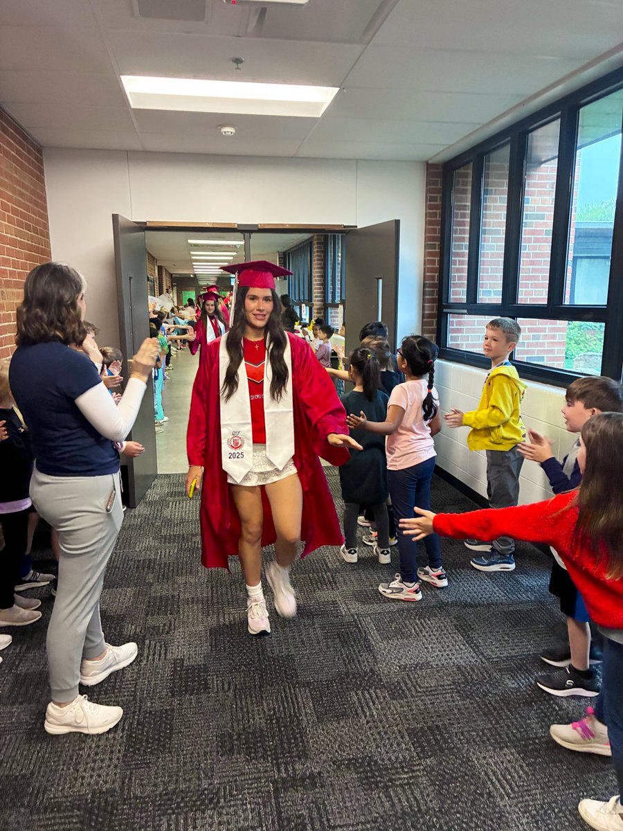 Grove Avenue Elementary (@groveave220) on Twitter photo One of our favorite days of the year is the <a href="/barrington220/">Barrington 220</a> Senior walk! We are so proud of our Grove Grizzly Graduates! #ThePlaceToB One of our favorite days of the year is the <a href="/barrington220/">Barrington 220</a> Senior walk! We are so proud of our Grove Grizzly Graduates! #ThePlaceToB