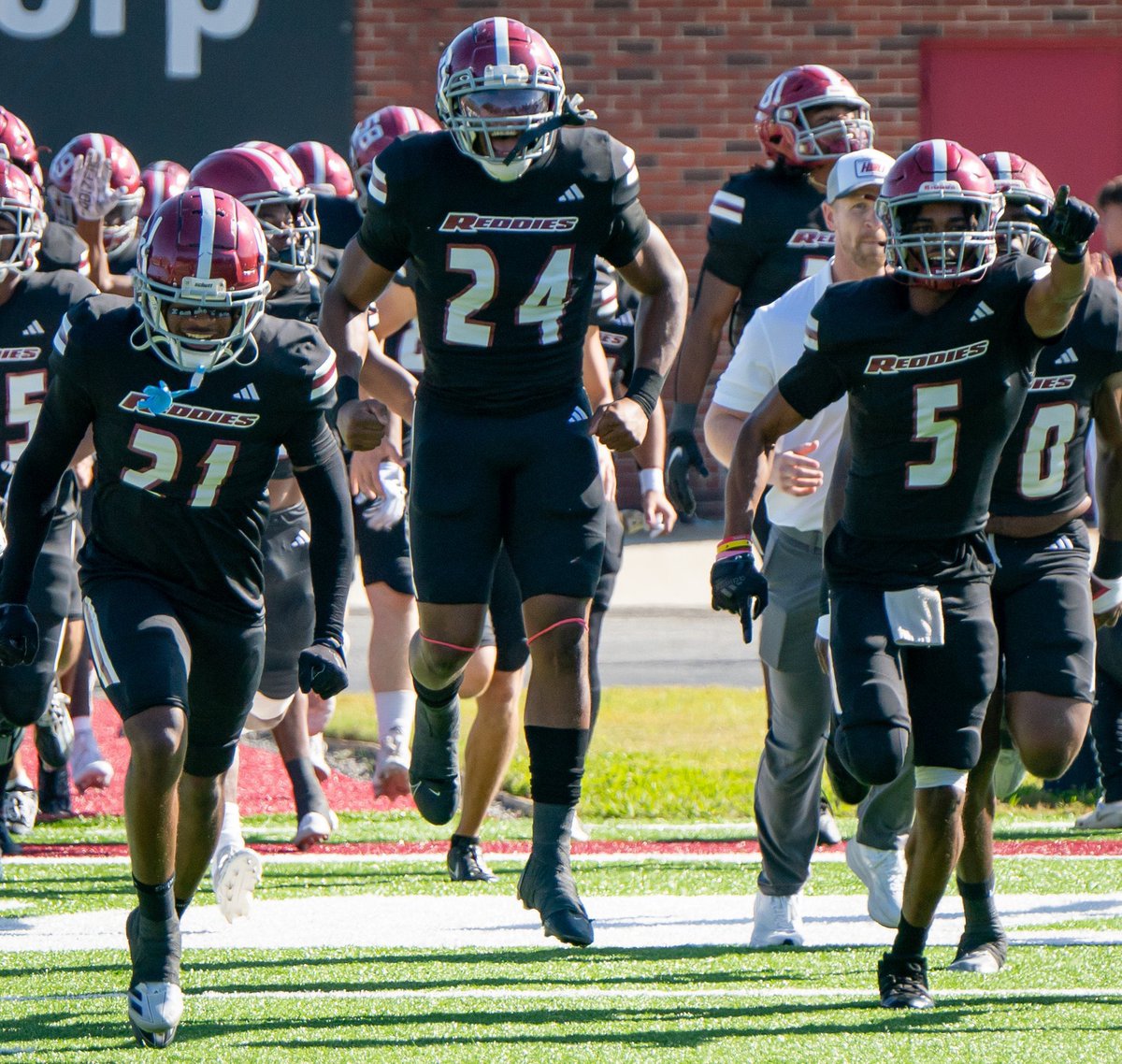 Joseph Mason (@_josephmason_) on Twitter photo #AGTG, after a great conversation with <a href="/__CoachRoss/">Chuck Ross</a> and <a href="/Coach_Hols/">Greg Holsworth</a> I’m blessed to receive an offer from Henderson State!! #BAMBOYZ #AGTG, after a great conversation with <a href="/__CoachRoss/">Chuck Ross</a> and <a href="/Coach_Hols/">Greg Holsworth</a> I’m blessed to receive an offer from Henderson State!! #BAMBOYZ