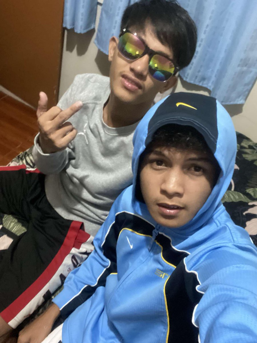 imnotsober00's tweet photo. @bry262005 😈👼🏻 https://t.co/OrQN9vxous