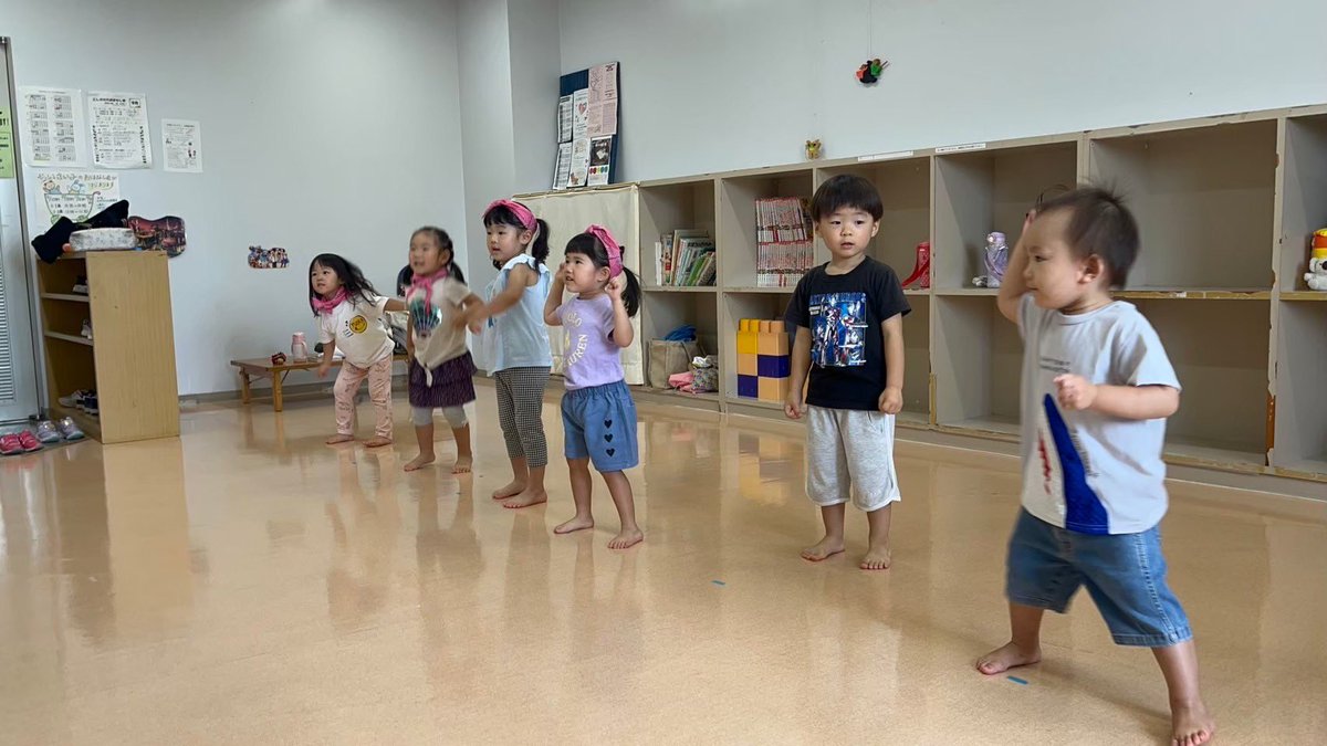 maiko_kanai's tweet photo. ＼夏休み3〜５歳の幼児 8回ダンスWS！／

〜夏休みに楽しくダンス体験して、
ステージで踊ってみませんか？〜

今年もやります！
３歳からの幼児ダンス第2段✨

「夏休み何か楽しい思い出作らせてあげたいな〜」
「ダンスしてみたいけど、習い事通わせるには荷が重いな〜」

という方お試しで是非！ https://t.co/V2OnALD1fi