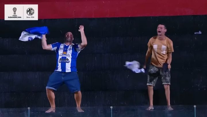 Siguen en la copa ellos dos.

Larga vida a los hinchas de los cuadros "chicos".