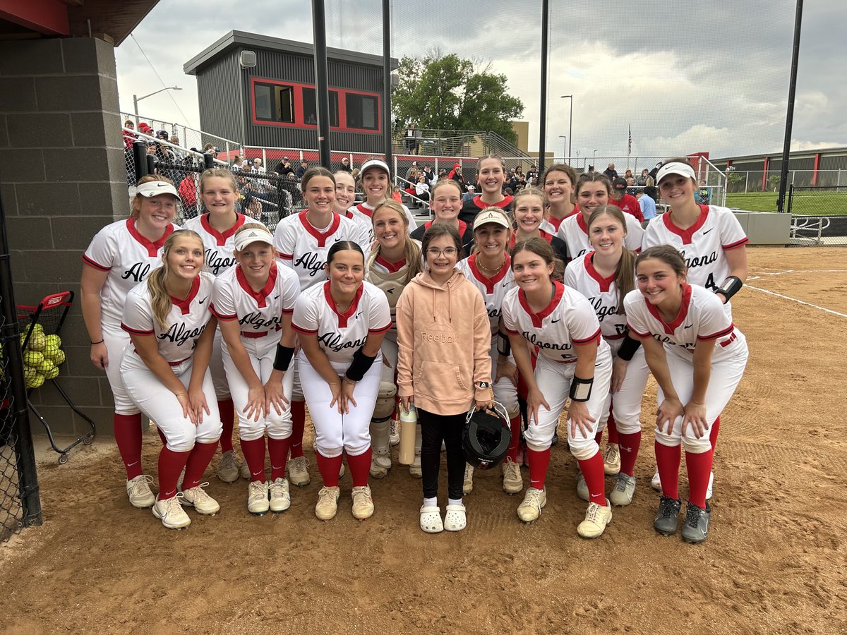Algona Bulldog Softball tweet media