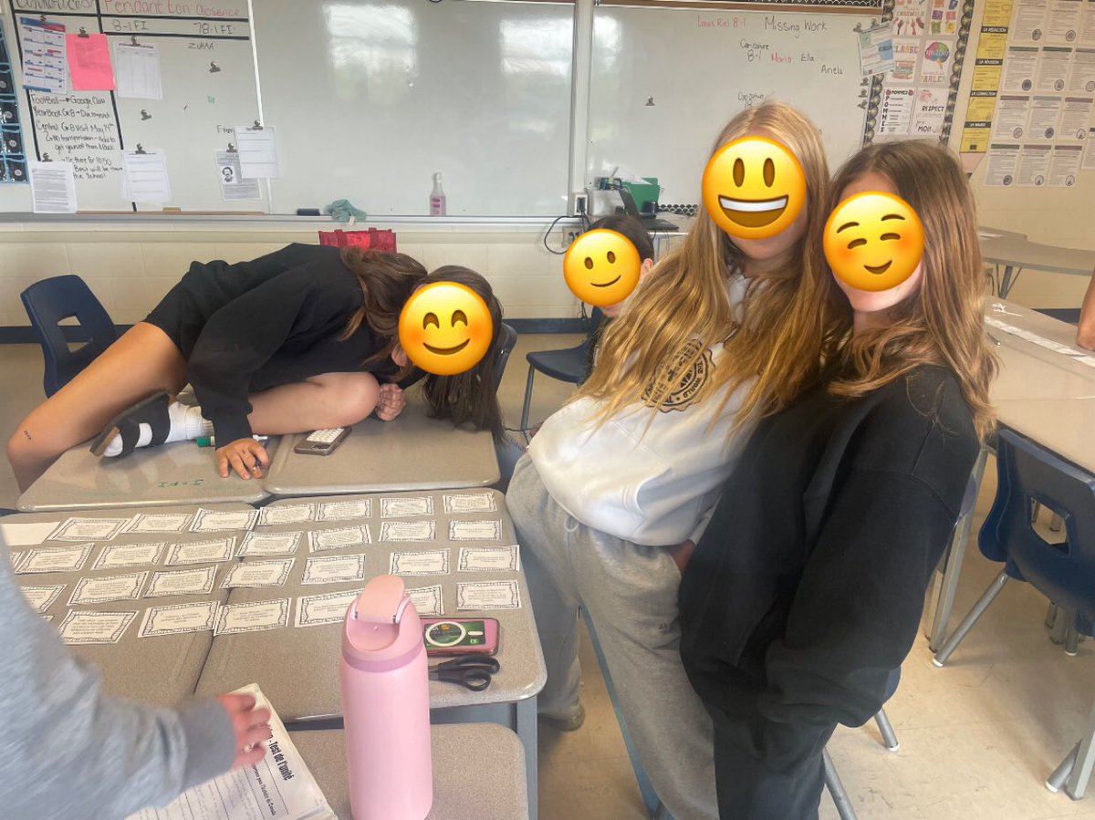 Mlle.MacMillan tweet media