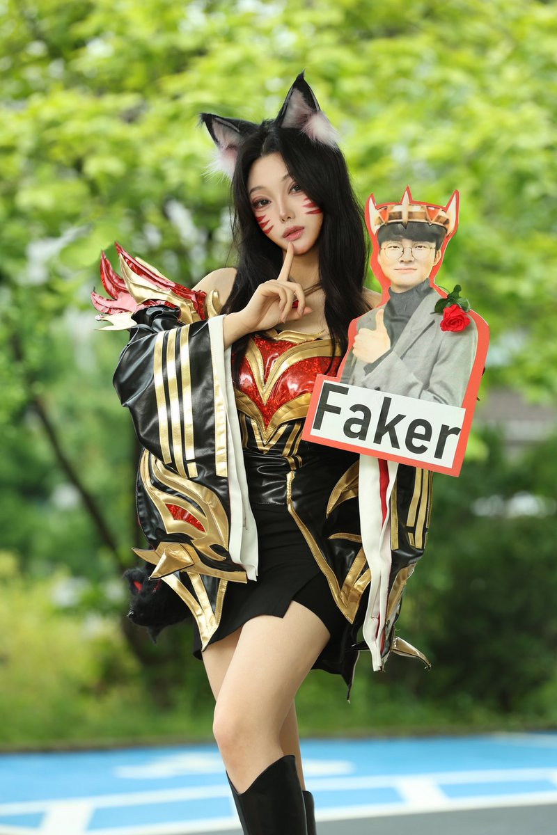 제 졸업사진 컨셉 페이커 아리 2단계변신ver.🤫