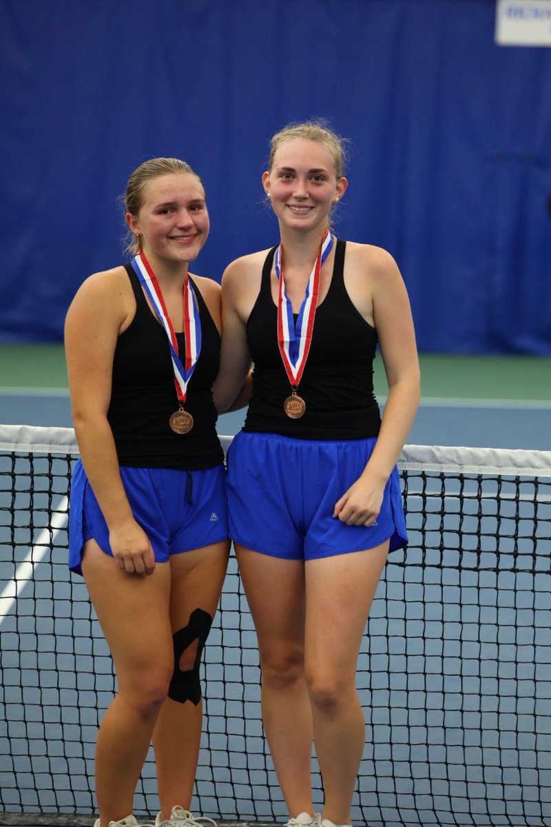 swhstennis's tweet image. Morgan Robertson and Peyton Lemily lose a hard fought quarterfinal 6-4, 6-3 to bring the season to a close. What a great effort from all of our kids the last two days. We appreciate all the support!