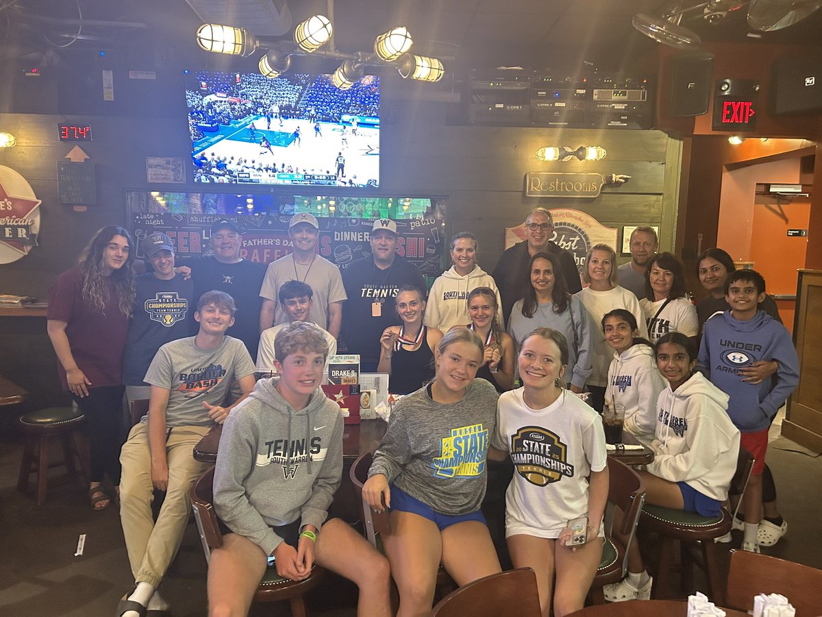 swhstennis's tweet image. Morgan Robertson and Peyton Lemily lose a hard fought quarterfinal 6-4, 6-3 to bring the season to a close. What a great effort from all of our kids the last two days. We appreciate all the support!