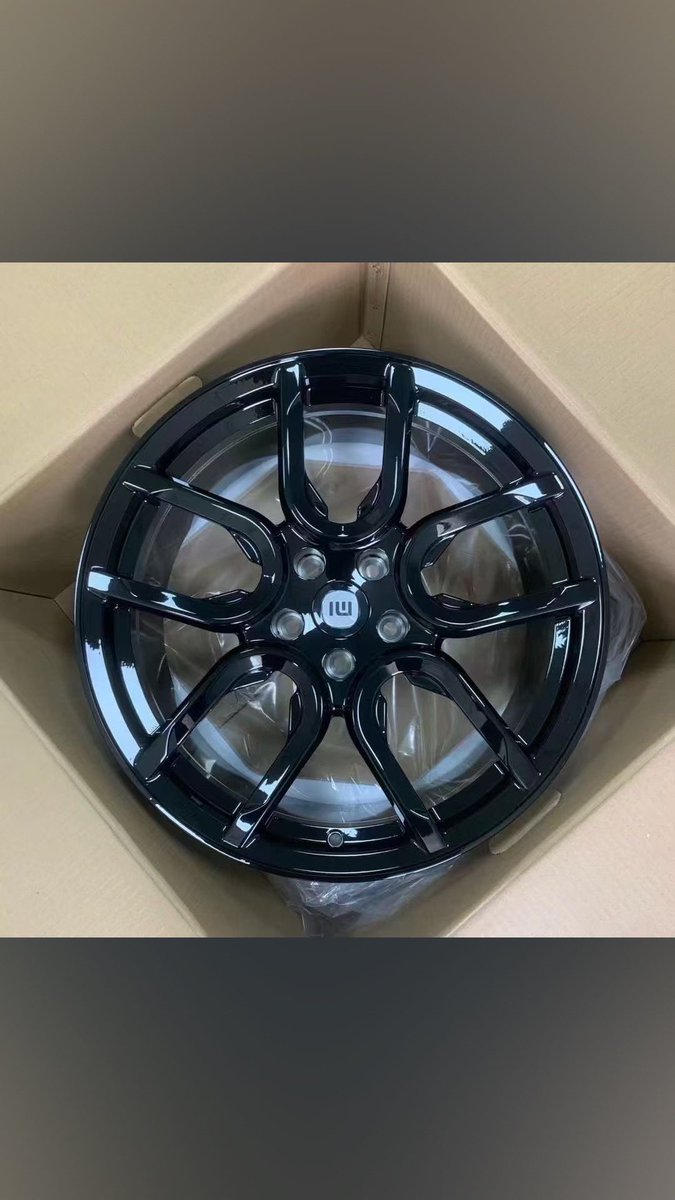 LZautoparts's tweet photo. Exporter of automobiles and auto parts from China. Direct shipment from the source.#xiaomi #su7 #China #autoparts https://t.co/VLqIx2PyKg