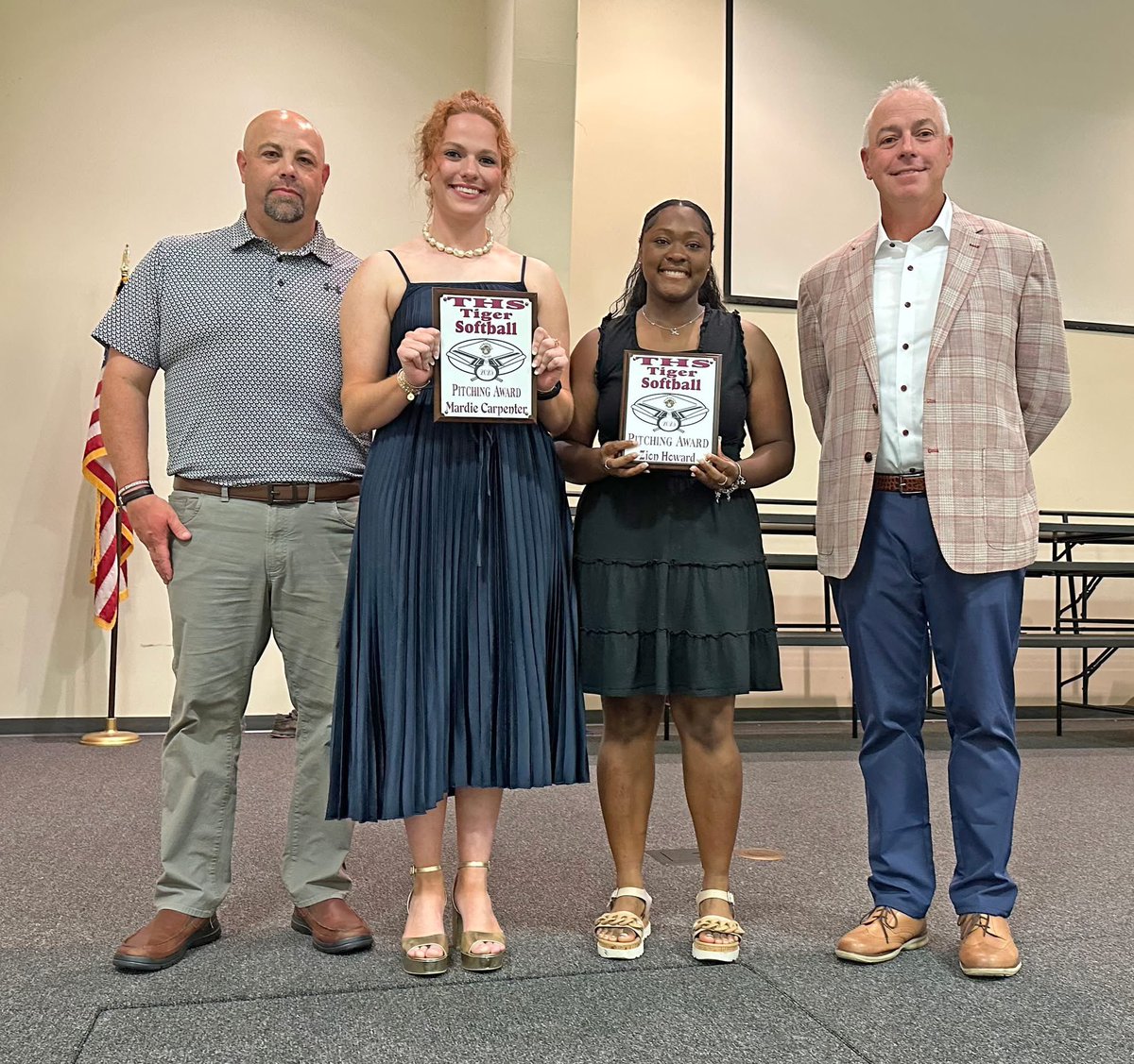 ZionHoward08's tweet image. Golden Glove Infield Award 🥇 Pitching Award 🥇 A& B Honor Roll Award 🥇!! @coachclairg @UWFSoftball @UWA_Softball @TornadoesTC @ashlieghmclean @coastalsouthsb