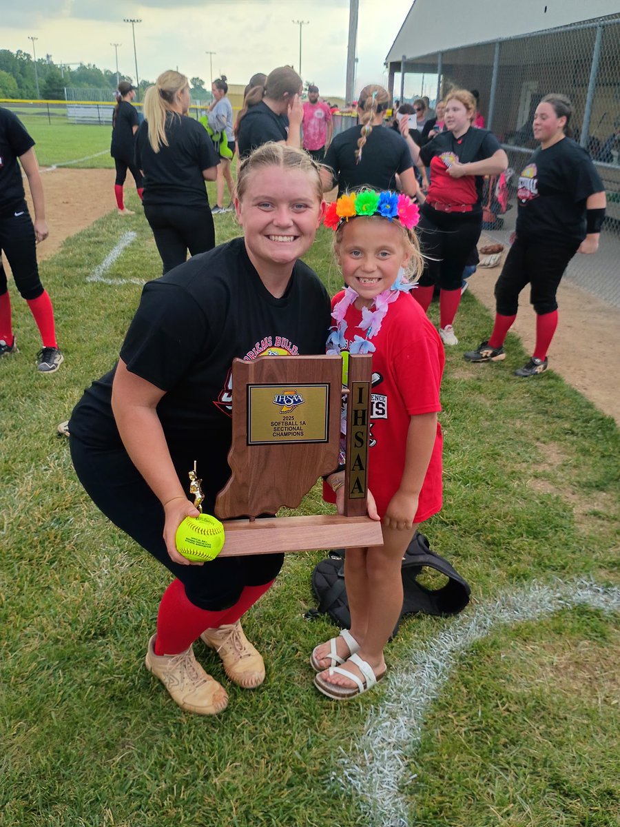 GatorsPhillips's tweet image. Our last shoutout of the evening goes to #00 Izzie Rutherford and her Orleans HS teammates on a Sectional Championship. Good luck at Regionals!!!