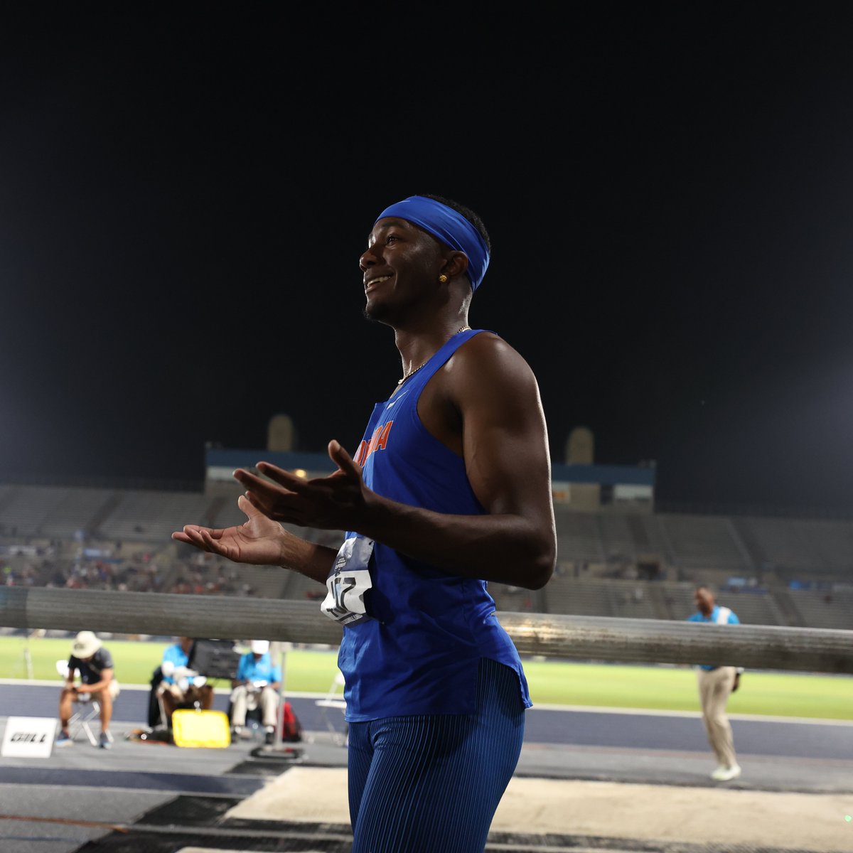 He's baaaaaaack... 

For the third-straight year, Malcolm Clemons is headed to the outdoor national title meet! 🐊

7.59m [24' 11.0"] - 7th in the field and Eugene-bound!

#GoGators