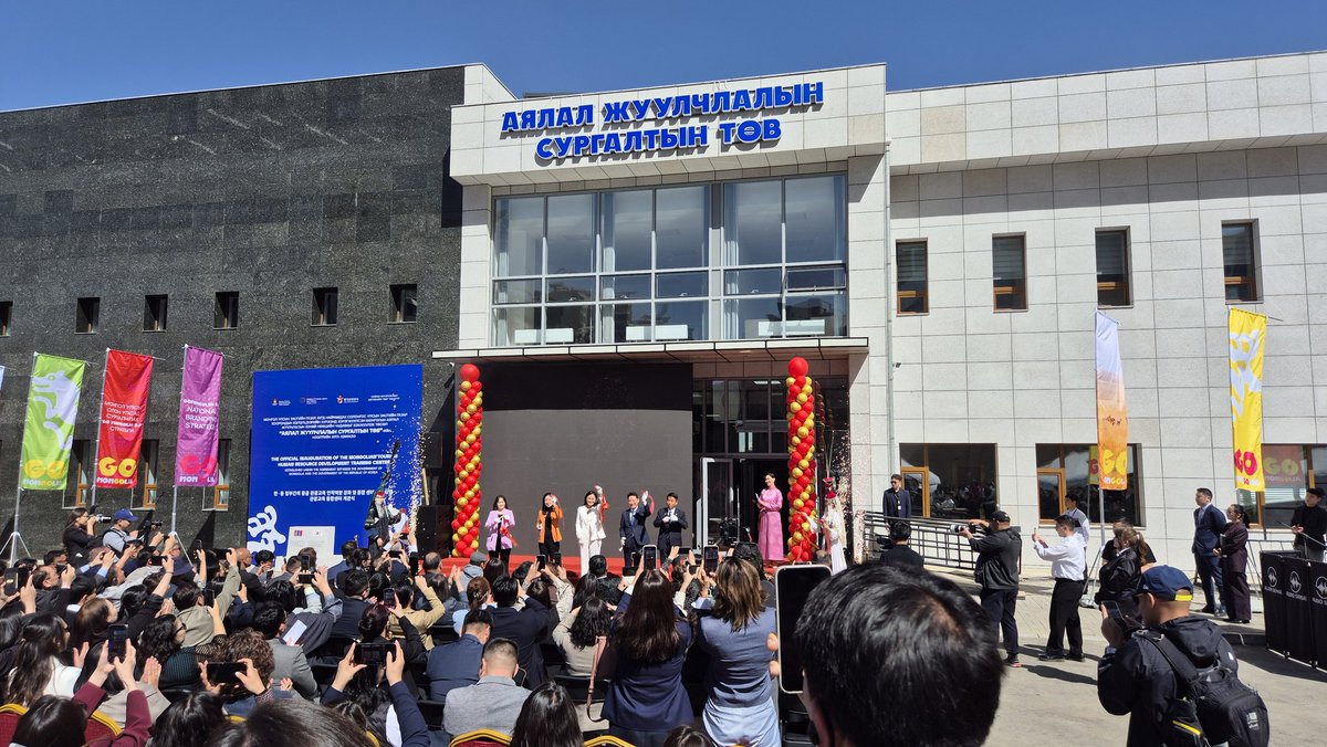 Аялал жуулчлалын сургалтын төвийн байр өнөөдөр албан ёсоор нээгдлээ.