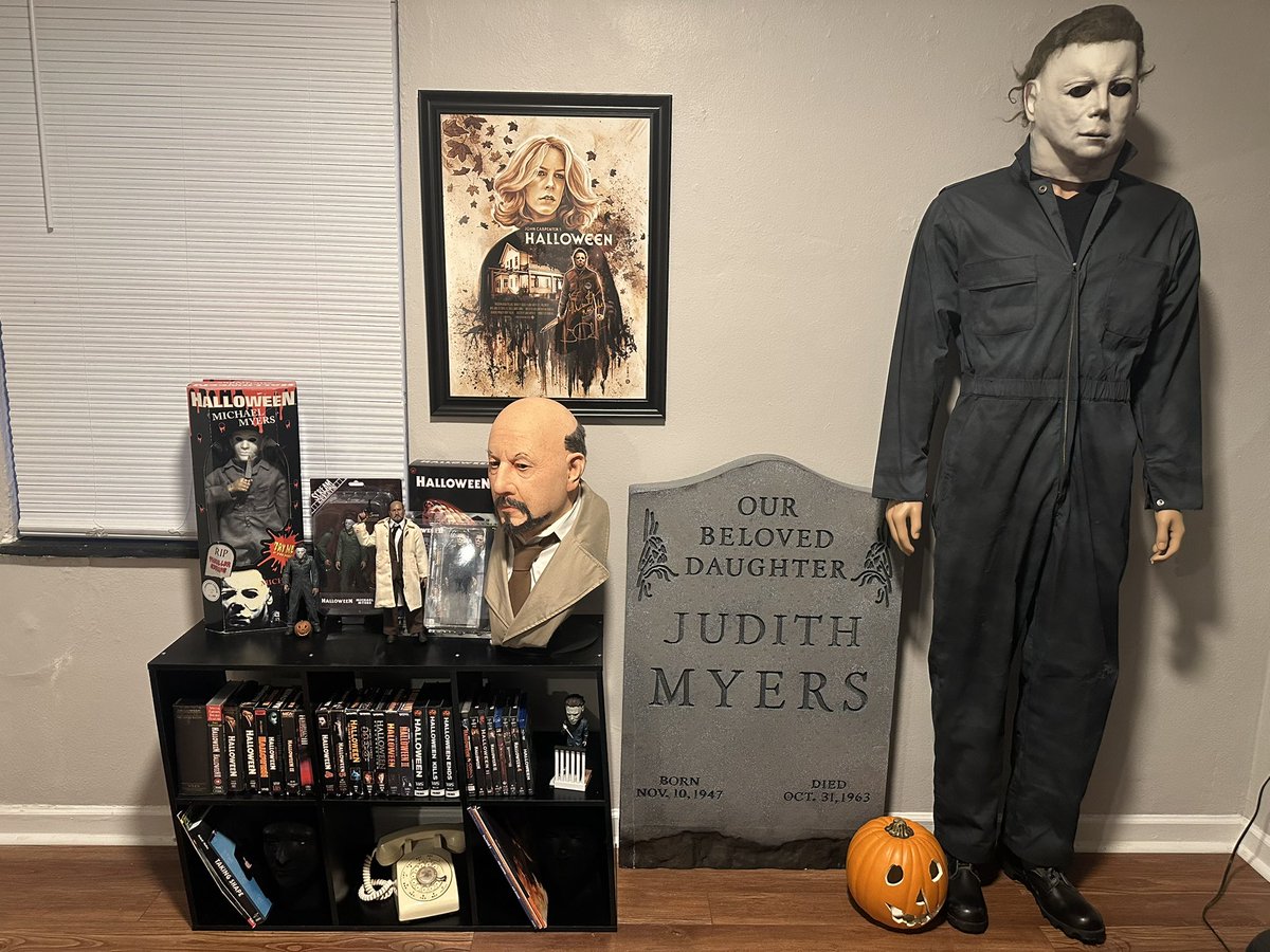 If you’re looking for a Michael Myers mask that looks like Nick Castle wearing it in the original Halloween, I suggest the NAG PS78. This particular one has the built it “Castle stretch” to it and is redone by ParmFX. It’s the mask I keep on my Myers mannequin!