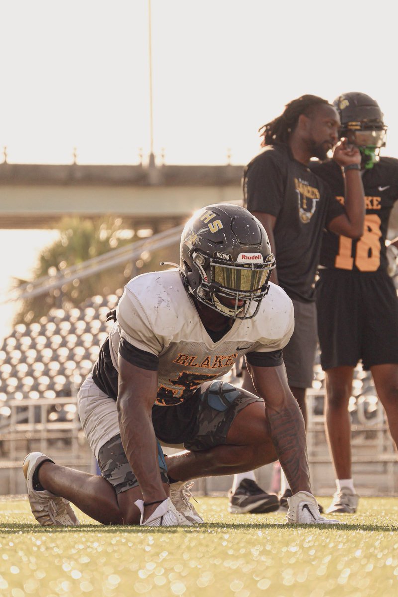 Elijah Newman Hall tweet media