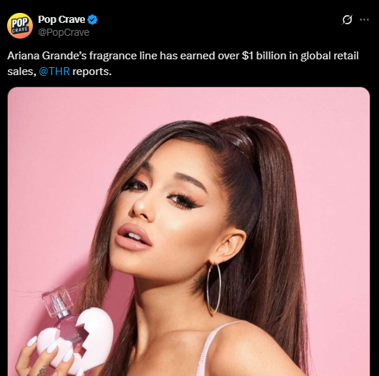ArianaMedia0's tweet photo. @itzsireon @ordinarycourt @leviisbey Ariana's fragrance line is worth OVER $1B &amp; shes estimated to be a billionaire 🤡😂 https://t.co/zkFEOLul8L