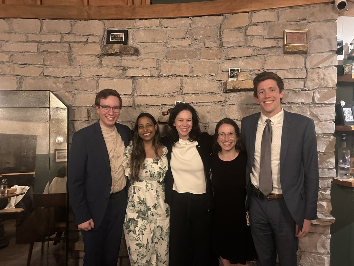 MayoMN_IMRES's tweet image. Tonight, we celebrated the end of our chief year #CMPS with amazing company, food, drinks, and conversation! Thanks to the residency for trusting us to be your chiefs- it has been the honor of a lifetime! IMRES is in amazing hands with the new chief crew #JJAK