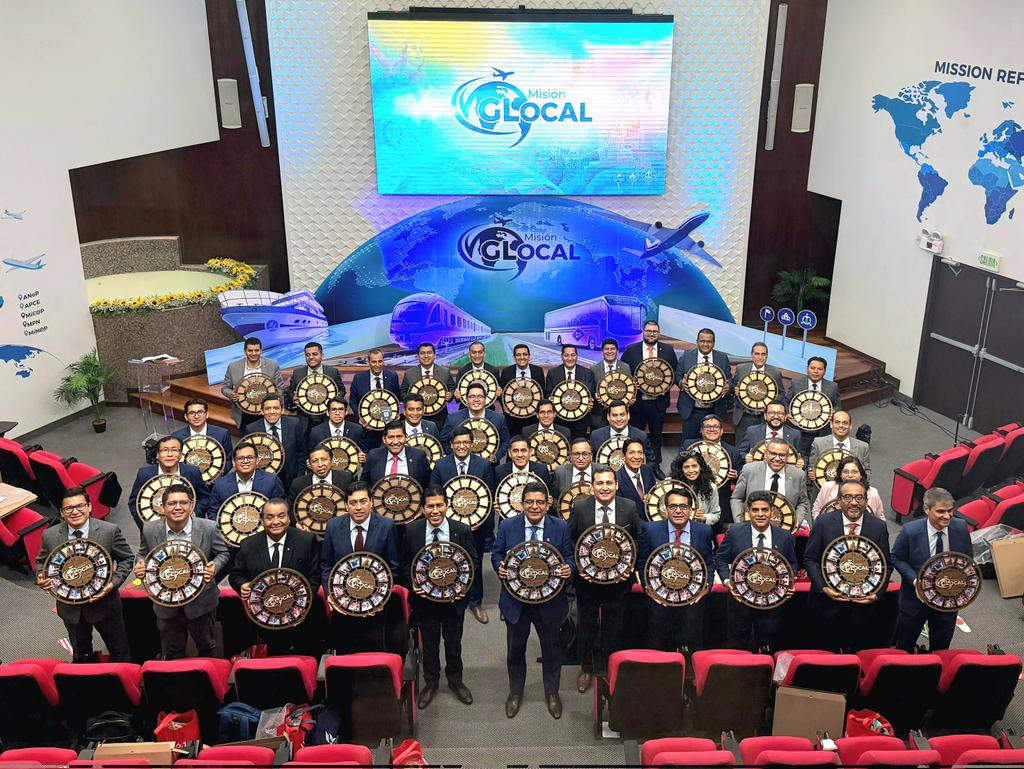 Fueron 2 días de decisiones, informes, avances y desafíos, con un enfoque claro: estar firmes en las promesas de Cristo y cumplir Su #MisiónGloCal.
🗣️ “Todo lo he llenado del evangelio de Jesucristo.” 📖🙏🏻
#JuntaPlenariaUPN #PromesaVIVA #RID