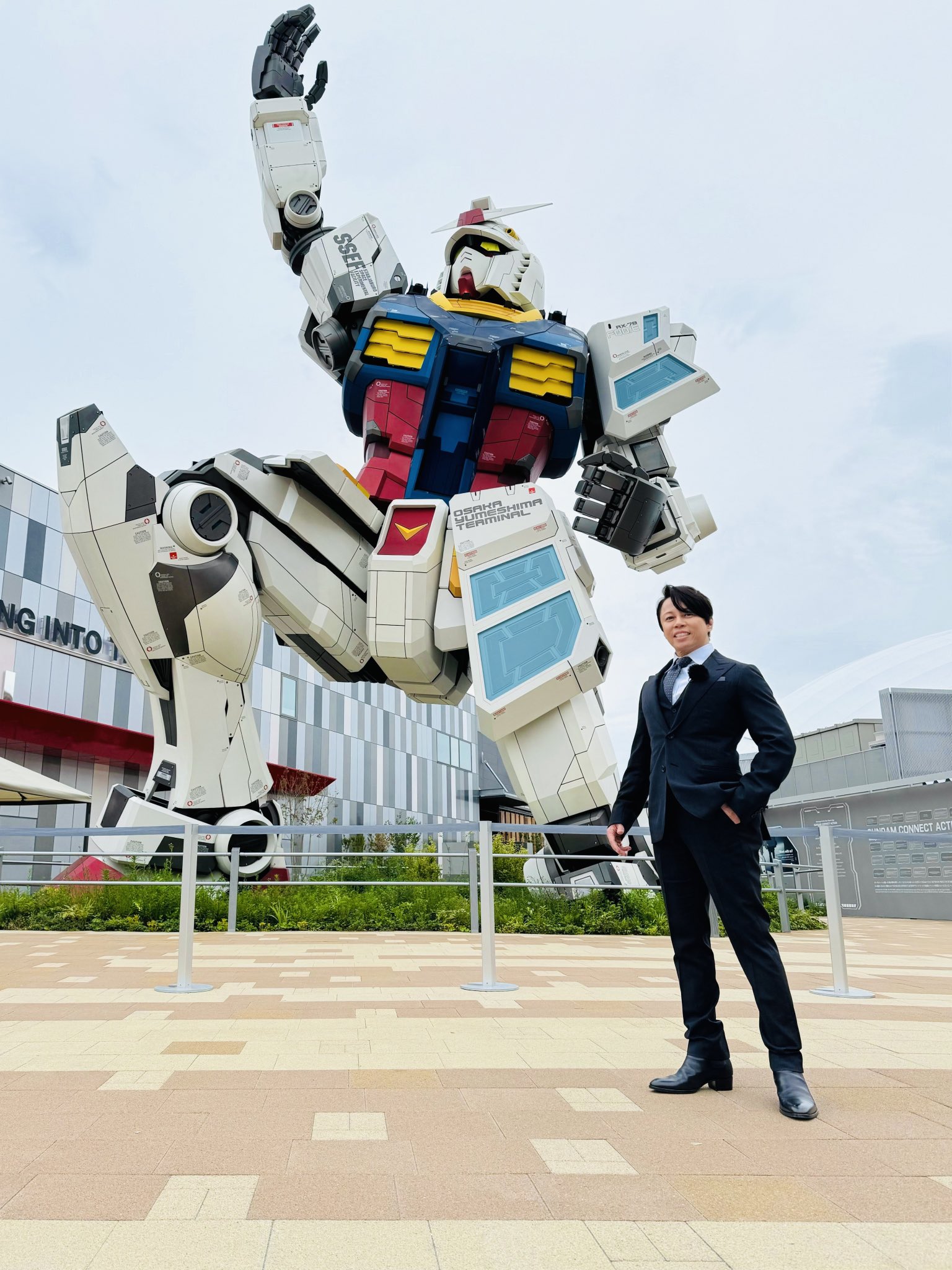 TMR西川貴教デザインブランドジャージ 71OcsuFGb5L._SY350_QL65_.jpg