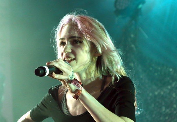 hourly grimes (@hourlygrimes) on Twitter photo 