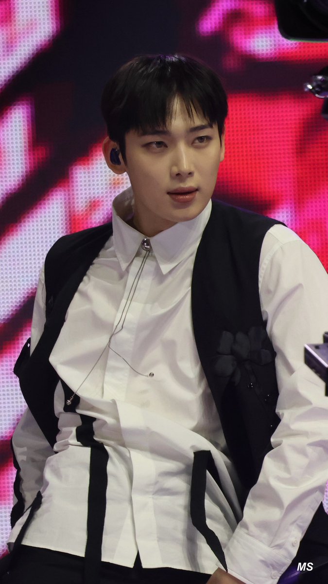 moonstarx72's tweet photo. 250528 ASEA 
 
#ENHYPEN #엔하이픈 #선우 #SUNOO  #ソヌ@ENHYPEN_members https://t.co/LnTb0TU6aR