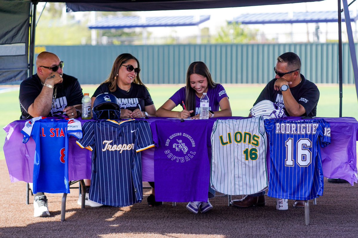 Eastwood High School Softball tweet media