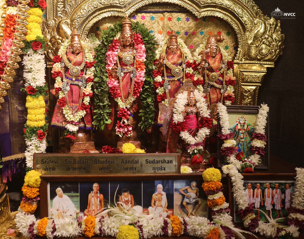 ISKCONPune's tweet photo. 🙏🏽Today's Darshan 📿 🗓29-05-2025🙏
🌷Sri Balaji🌷
🚩@ISKCONNVCCPune🚩
.
.
#ISKCON #ISKCONNVCC #ISKCONNVCCPune #ISKCONPune
#29thmay #29thmay2025 #Thursday #Vrindavan
#Harinaamsankirtan #Radheshyamdas #Radheradhe
#Sankirtan #Kirtan #Mayapur #Prabhupada #iskconmandir
#GVE https://t.co/HfUkxVMM91
