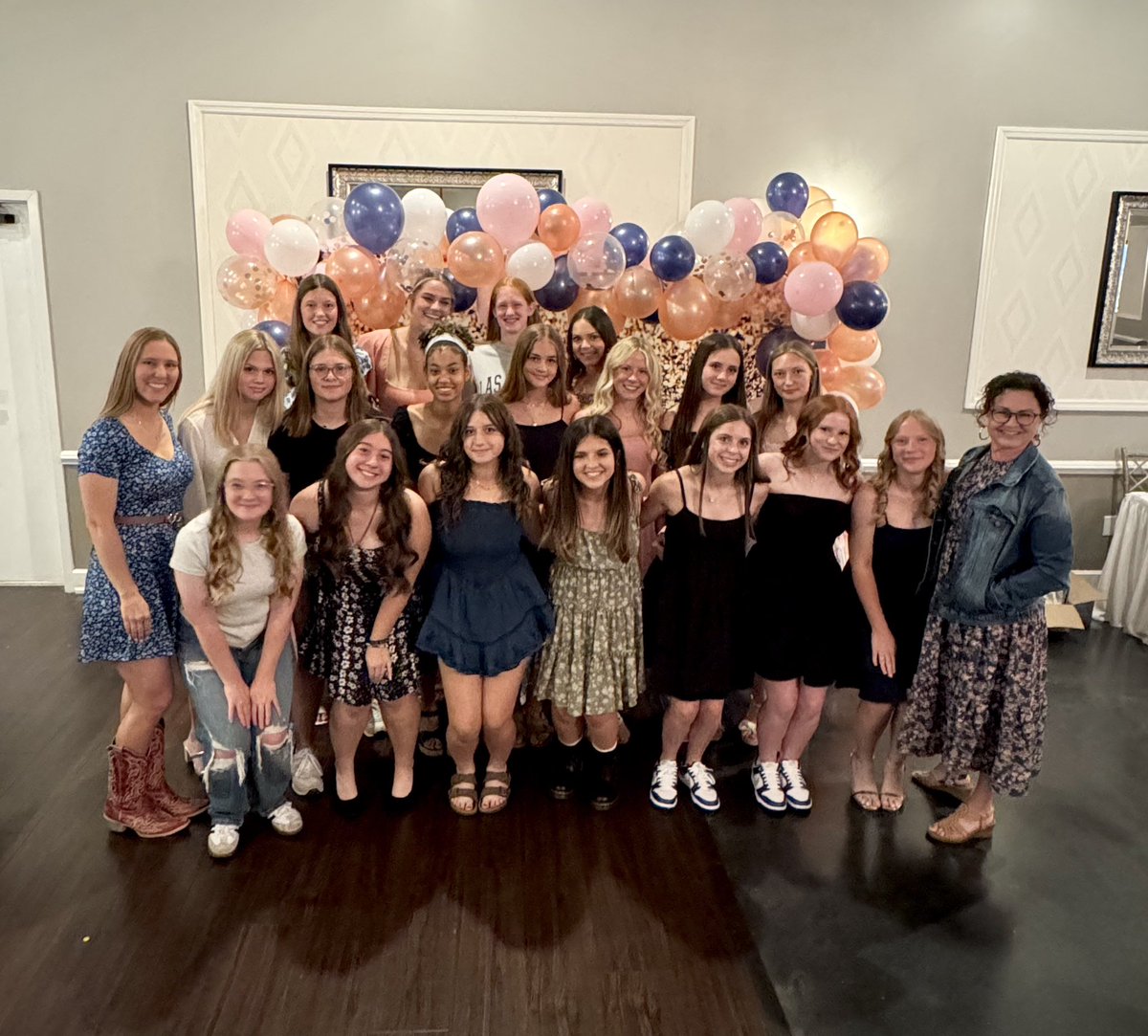 We had a fantastic banquet tonight to officially conclude the girls’ soccer season!

We would like to thank all our players, coaches, and families for their support throughout the year!

A special thank you to our Booster Club for organizing such a memorable event! 

#WeAreHolt⚽️