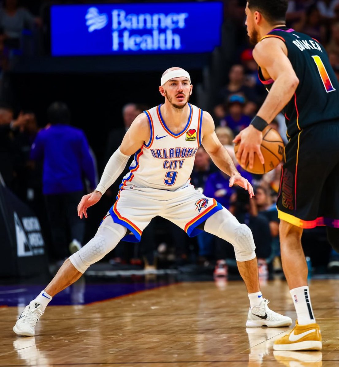Fab_Blessed078's tweet photo. Huge congrats to my college teammate @ACFresh21 on leading his team back to the NBA Finals! Go finish the job, A.C. 🔥👏🏾👍🏾 https://t.co/ItTKu3cQPM
