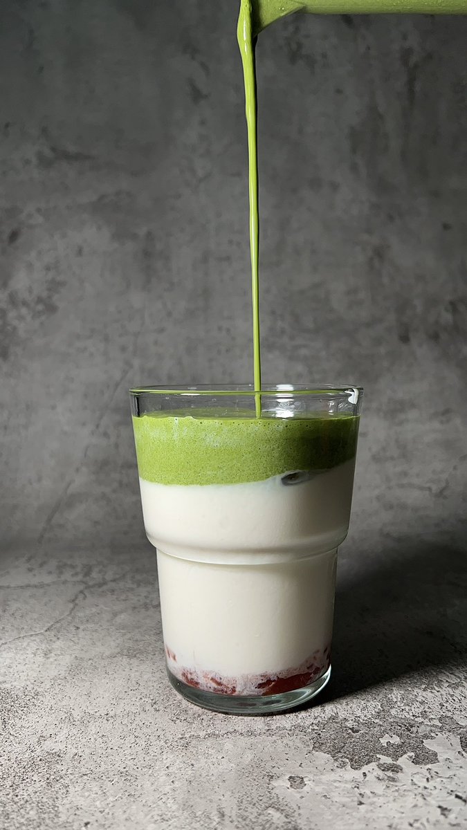 selyfidyas's tweet photo. menu baru @Pijaran.coffee. masih trial error. rasanya bukan matcha banget. yg ga terlalu suka matcha bakalan suka🤫🍵 https://t.co/2iM5f35xYy