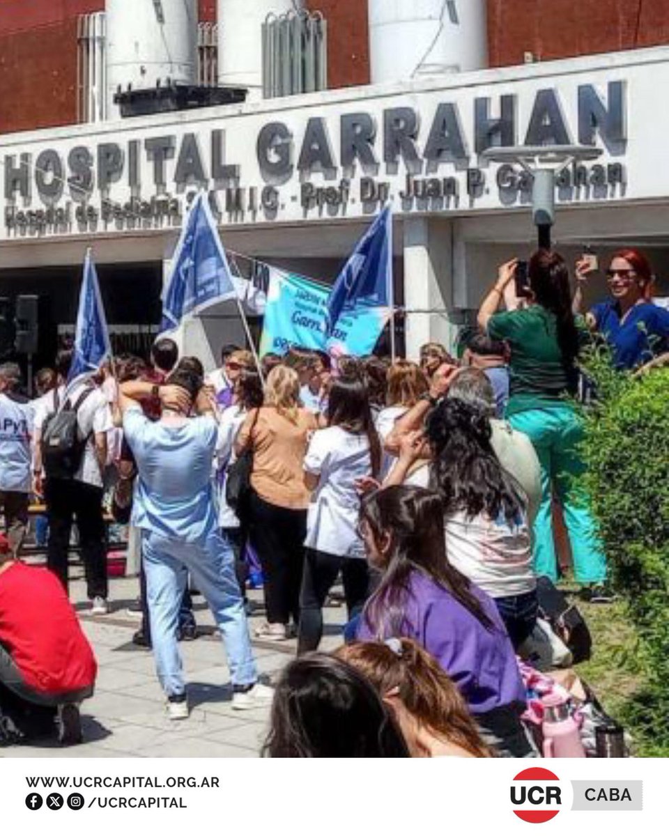 Los que curan, enseñan e investigan hoy paran por hambre y dignidad. 

Mientras el Gobierno asfixia hospitales, universidades y ciencia , la SIDE aumenta 254% sus gastos reservados. 

Más que libertad  es crueldad organizada.