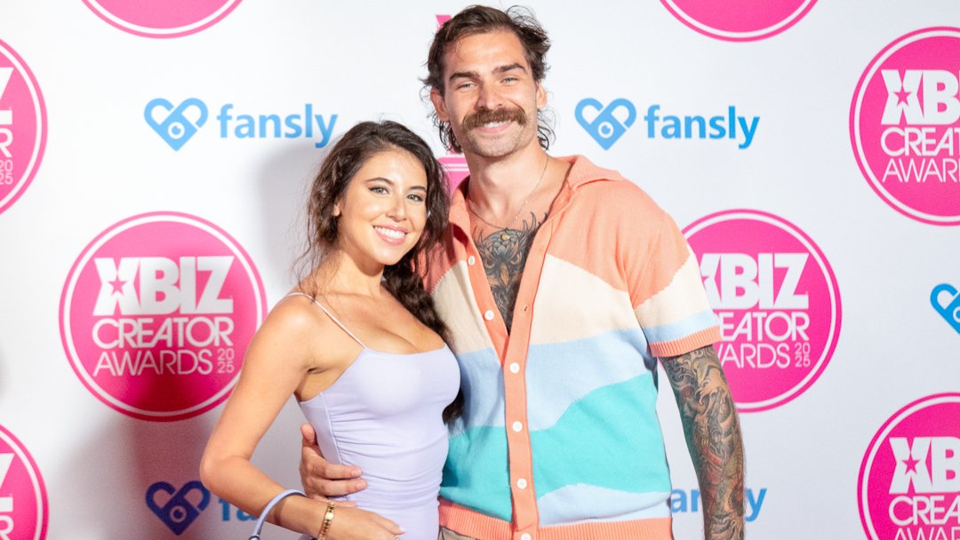 XBIZ (@xbiz) on Twitter photo From viral icons to breakout stars, the 2025 XMA Creator Awards presented by <a href="/fansly/">Fansly</a> turned M2 into a celebration of pure creator magic ✨
View the full gallery here: xbiz.com/photos/1156/xm…
<a href="/violetsaucy/">Violet Myers</a> <a href="/SaraLoverays/">Sara Loverays ᥫ᭡</a> <a href="/lilviolet/">Violet Brandani</a> From viral icons to breakout stars, the 2025 XMA Creator Awards presented by <a href="/fansly/">Fansly</a> turned M2 into a celebration of pure creator magic ✨
View the full gallery here: xbiz.com/photos/1156/xm…
<a href="/violetsaucy/">Violet Myers</a> <a href="/SaraLoverays/">Sara Loverays ᥫ᭡</a> <a href="/lilviolet/">Violet Brandani</a>