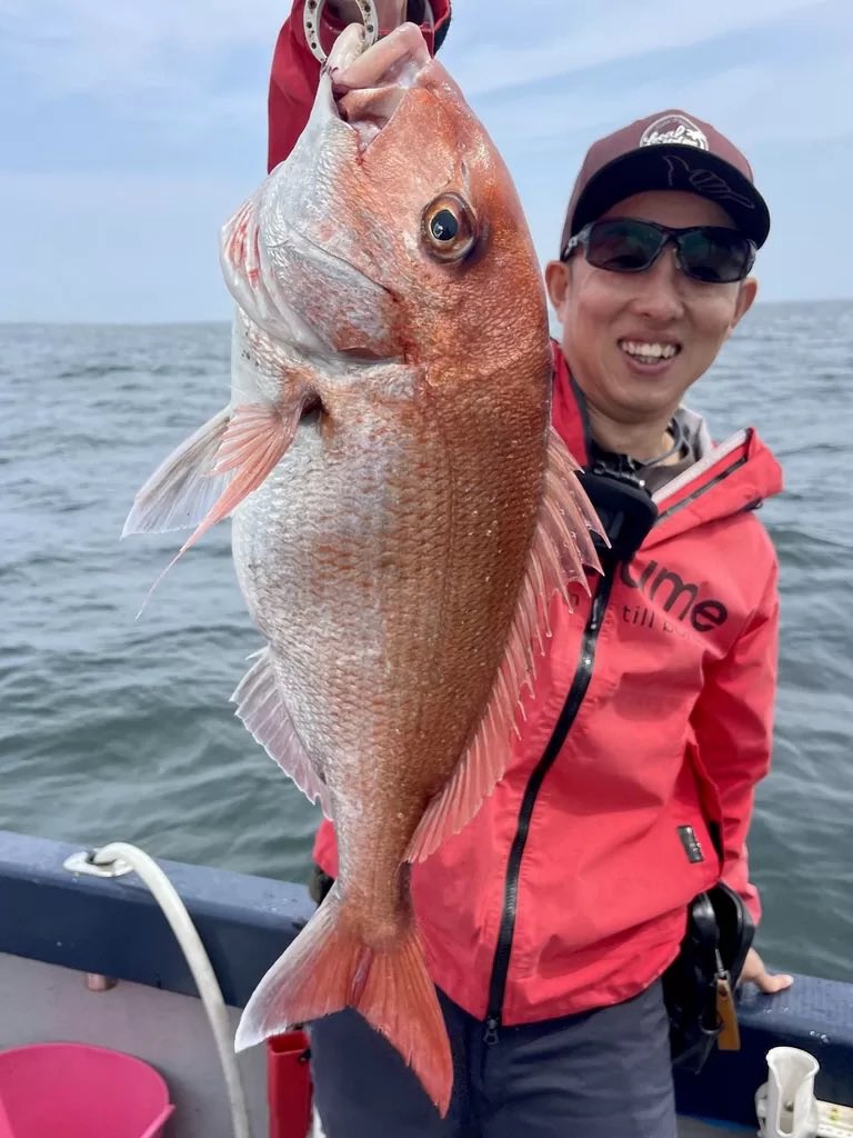 プロトネクタイが届いたので、久しぶりに東京湾へ…渋い状況と船長に聞いていたが、蓋を開けてみれば良い釣果に☝️