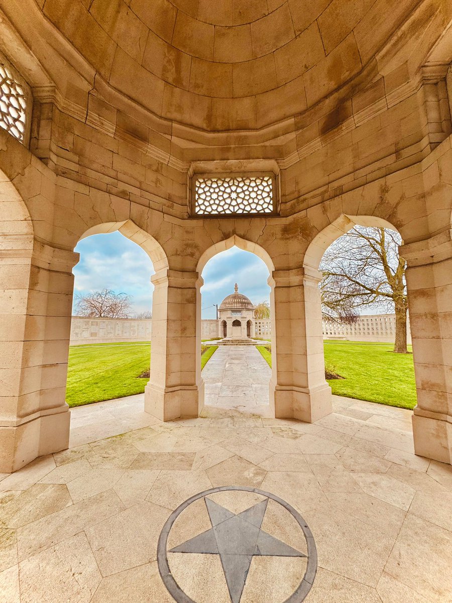 काश को छोड़िए,
प्रयास को अपनाइए...