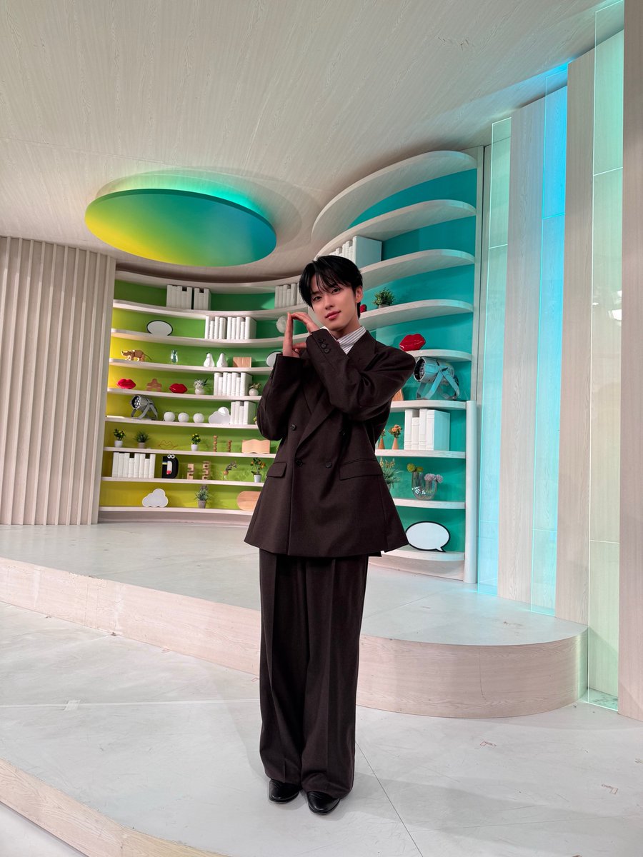 official_jo1's tweet photo. 2025.05.29
📸日本テレビ #DayDay.

#河野純喜 が曜日メンバーとして出演させていただきました！
ありがとうございました！

#JO1 https://t.co/WUuQrltlcG