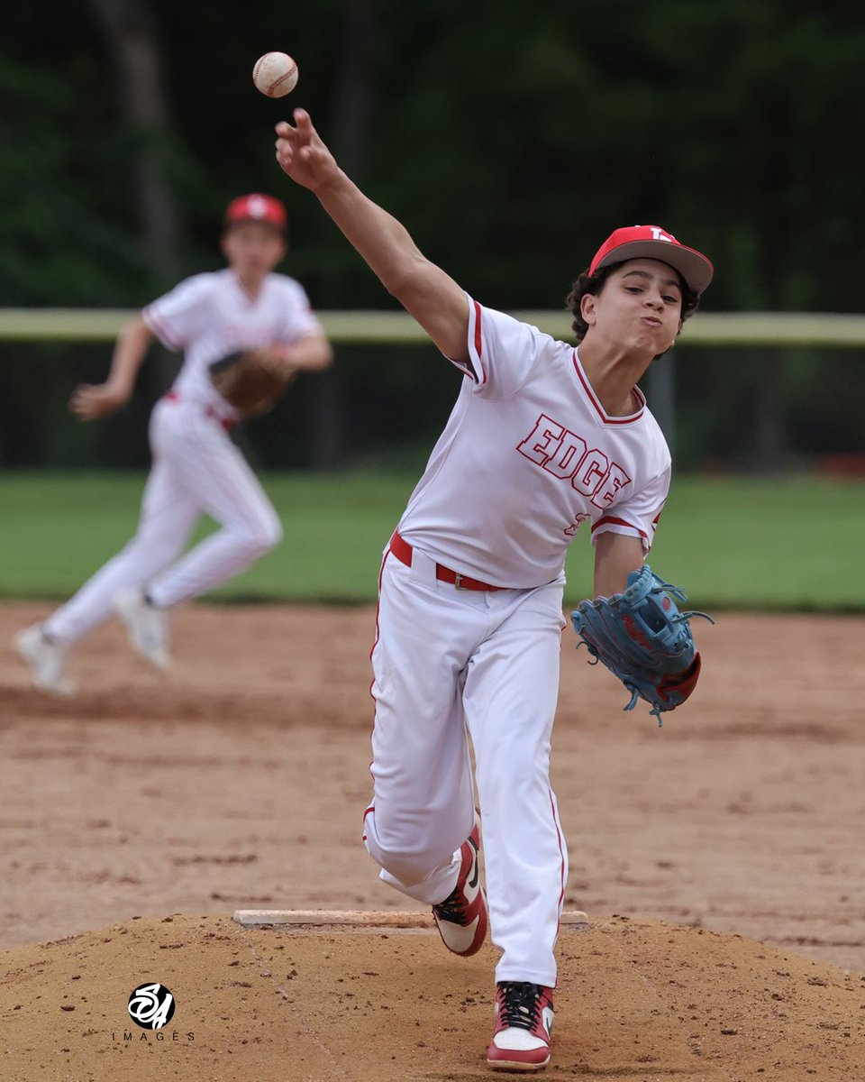 ImagesJordon's tweet photo. One kid. Three positions. Unlimited hustle. βΎπ₯ From the mound to 3rd and shortstop, Rowan is a game-changer every inning! #FutureAllStar #BaseballLife #YouthBaseball https://t.co/8W7s0DNktr