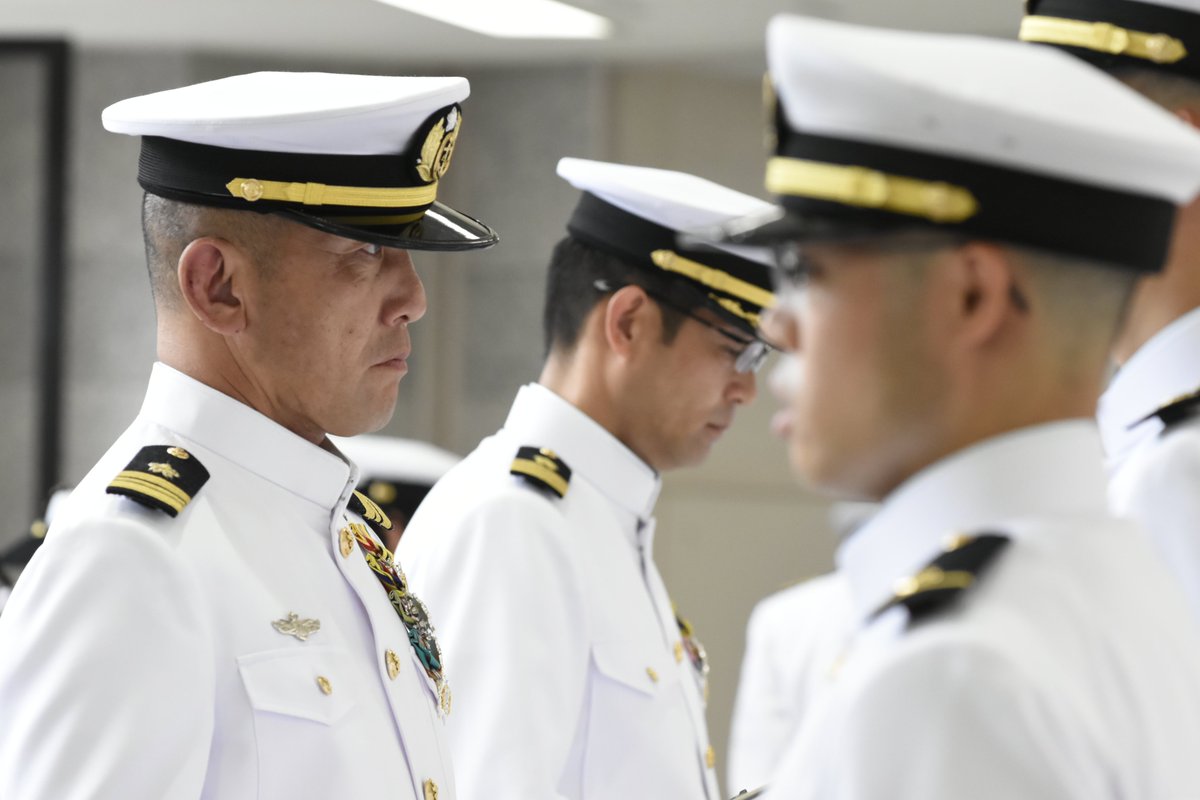 第8期医科歯科看護科幹部候補生課程は修業前の分隊点検 を受けました