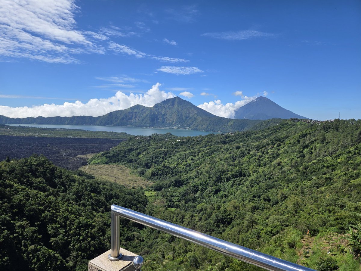 A great place to have a strawberry milkshake!