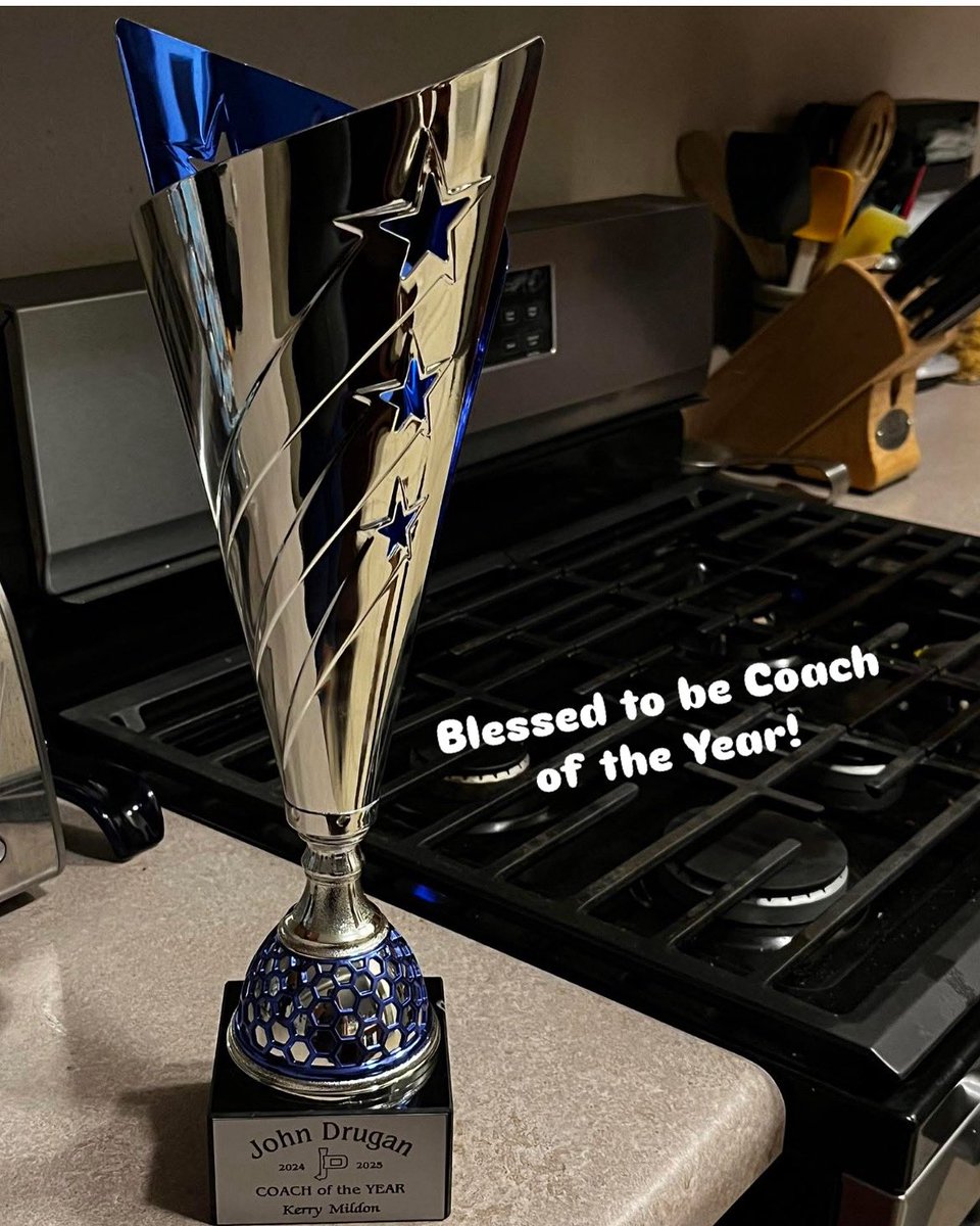 I’m truly honored and humbled by the recognition I received tonight! Knowing that I’ve made an impact on my athletes is quite rewarding but this means the world to me. I wouldn’t be the coach I am without those who coached me and those who mentored me! Thank you all🙏🏼💙