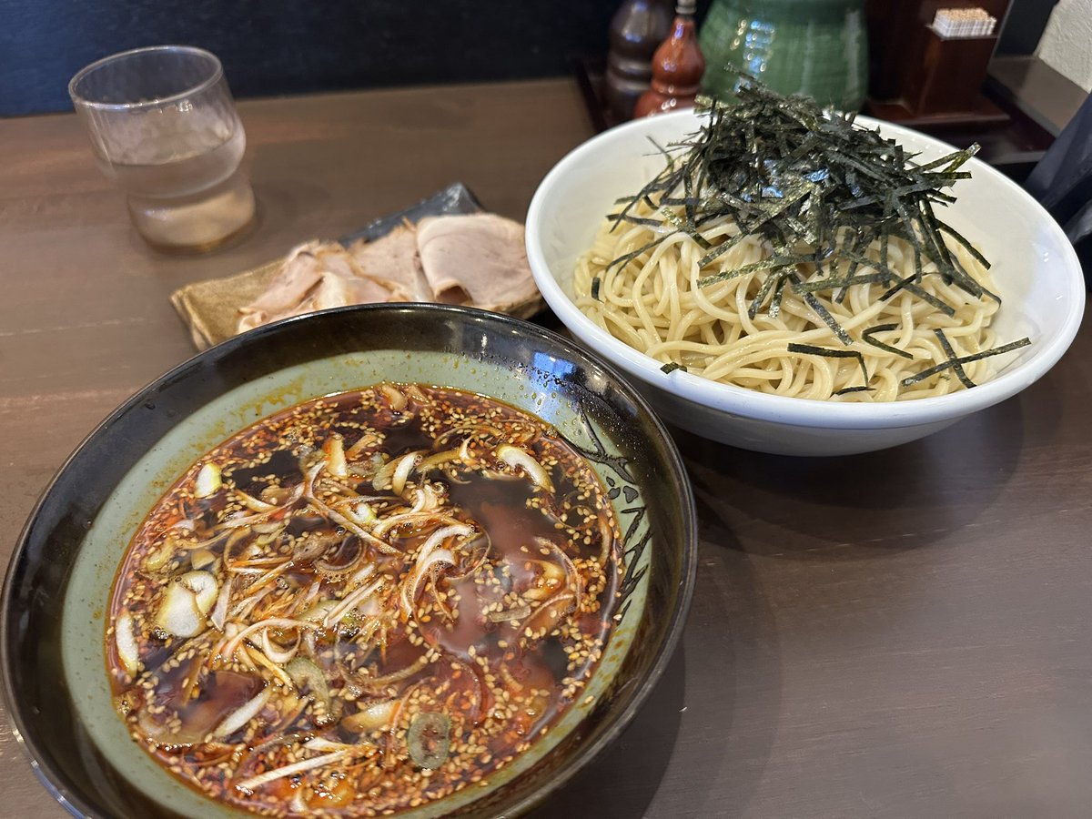 藤とら　肉つけ蕎麦　うまい